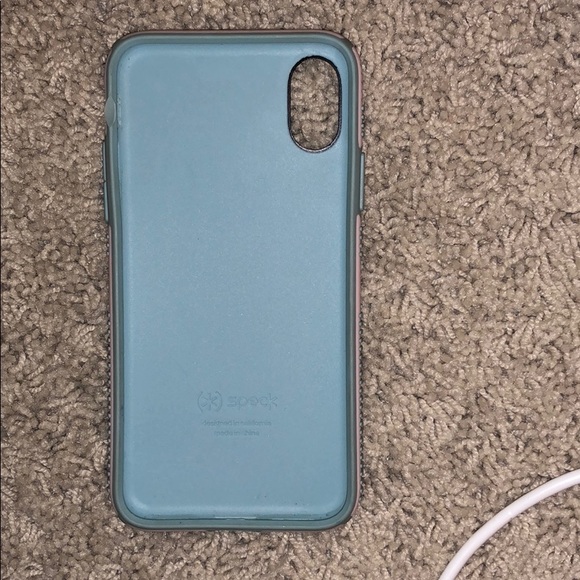 iPhone X Speck Case - Picture 4 of 6